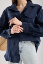 Lacivert Krinkıl Saten Oversize Gömlek - Görsel 3