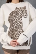 Leopar Desenli Oversize Sweatshirt - Görsel 6