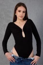 Toka Detaylı Siyah Body - Görsel 3